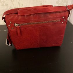 klassisk röd skinnväska dam 3 fack